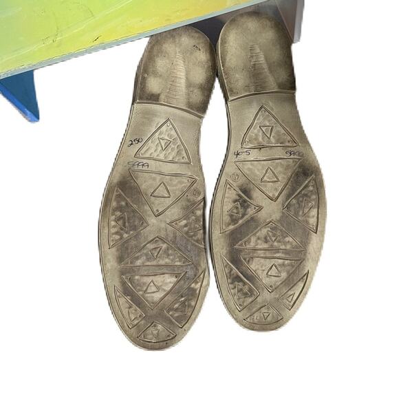 Miz Mooz Handcrafted Suede Oxford Chic Brogue Perforation Flat Loafers Shoes 9.5 - Picture 6 of 9